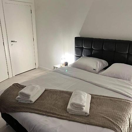 Ruime Luxe Kamer In Centrum Brugge Met Badkamer! Εξωτερικό φωτογραφία