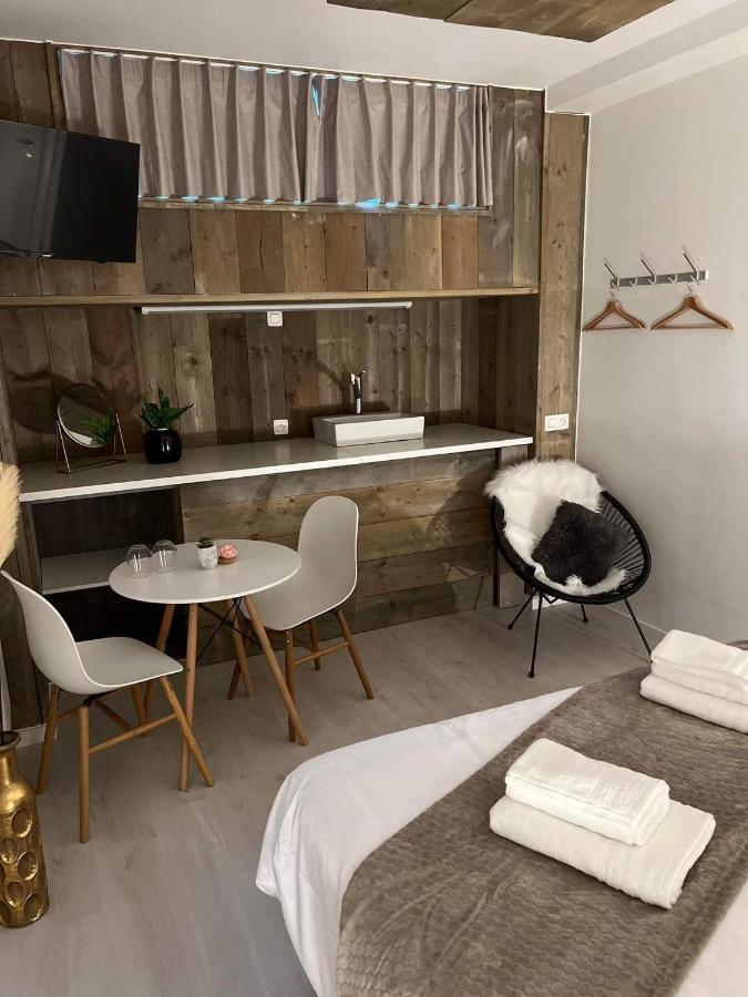 Ruime Luxe Kamer In Centrum Brugge Met Badkamer! Εξωτερικό φωτογραφία
