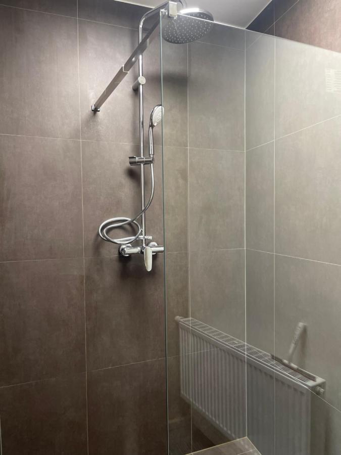 Ruime Luxe Kamer In Centrum Brugge Met Badkamer! Εξωτερικό φωτογραφία